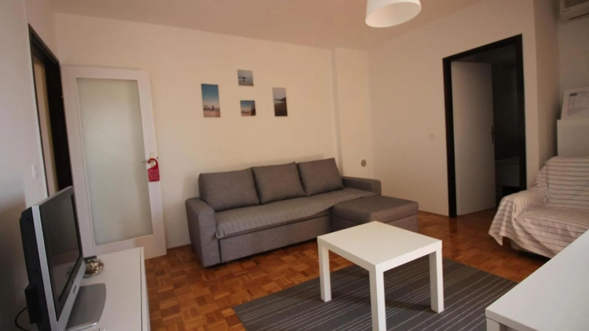 Apartment Fuer Zwei Erwachsene Und Zwei Kinder Novi Vinodolski